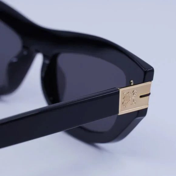 Palm Angels PERI10E CLAIRE 1007 Sunglasses Black Cat Eye Frame, Dark Grey Lenses
